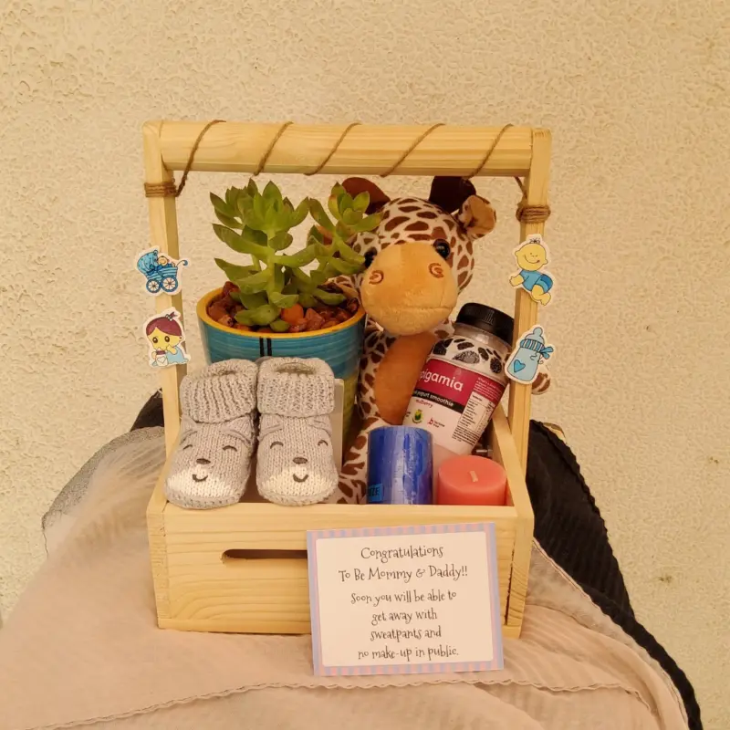 Adorable Baby Shower Hamper – Giraffe Plush & Essentials in Wooden Crate