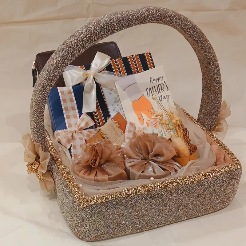 Celebrate Dad – Premium Father’s Day Gifting Box