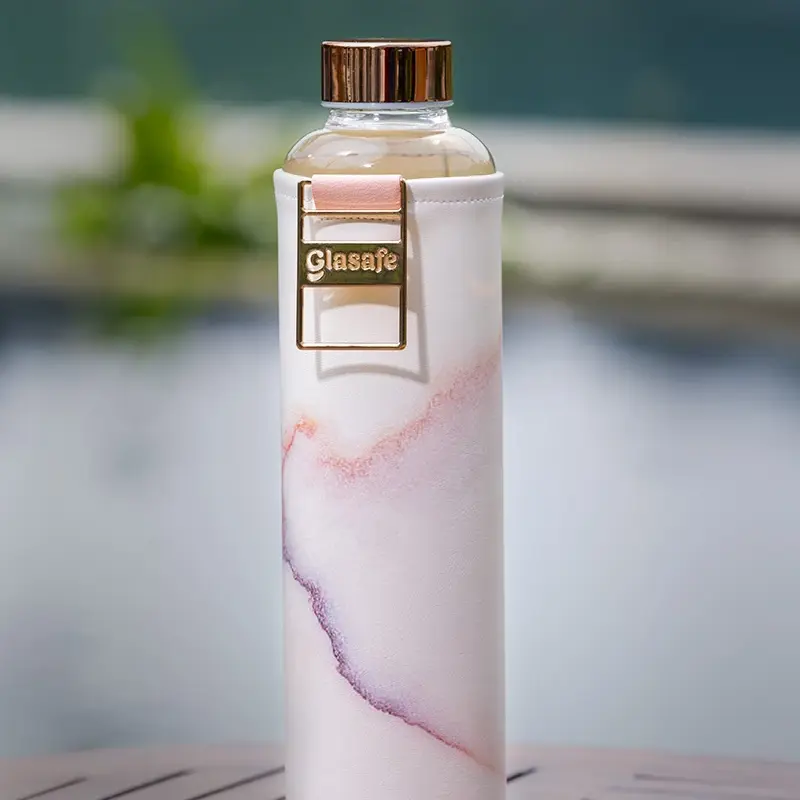 VEGO SIP – Coral Peach (750ml) | Borosilicate Glass Bottle with Vegan Leather Cover